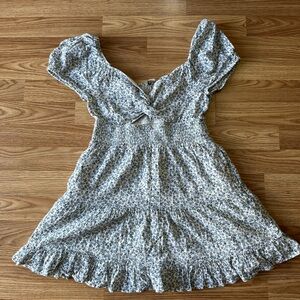 Floral Dress size S American eagle with pockets